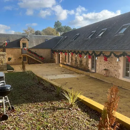 Hameau Du Chateau De Giverzac, Luxueuses * דום