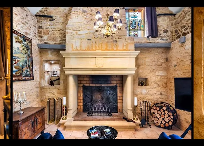 Hameau Du Chateau De Giverzac, Luxueuses